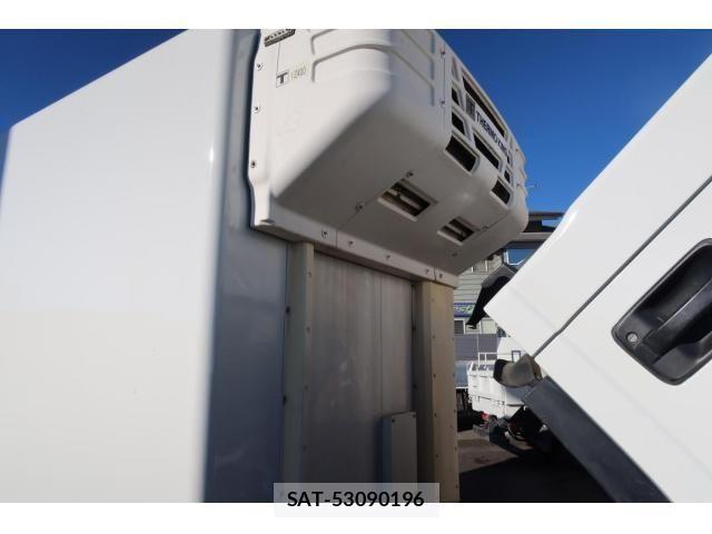 Isuzu ELF TRUCK 2015-08 1624621-22