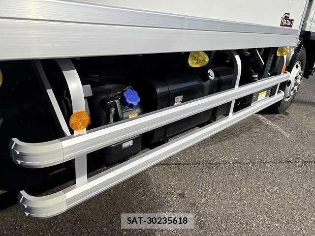 Isuzu ELF TRUCK 2021-03 1742614-16