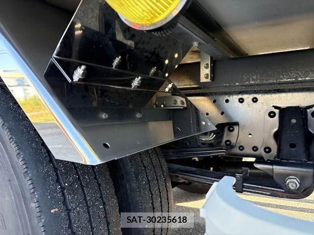 Isuzu ELF TRUCK 2021-03 1742614-19