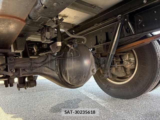 Isuzu ELF TRUCK 2021-03 1742614-27
