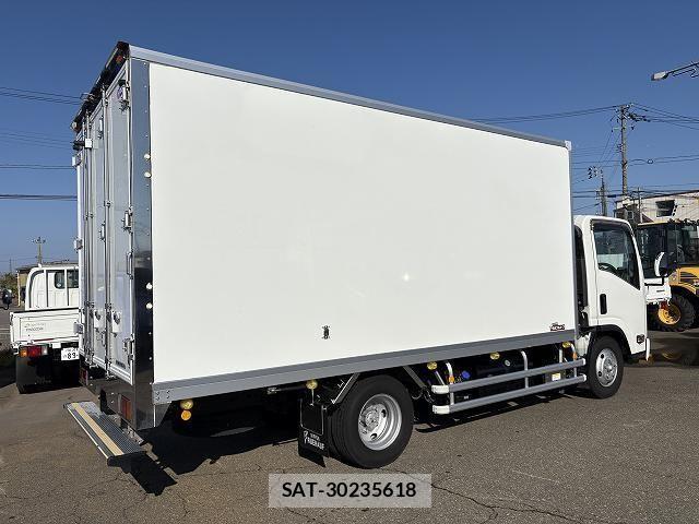 Isuzu ELF TRUCK 2021-03 1742614-2