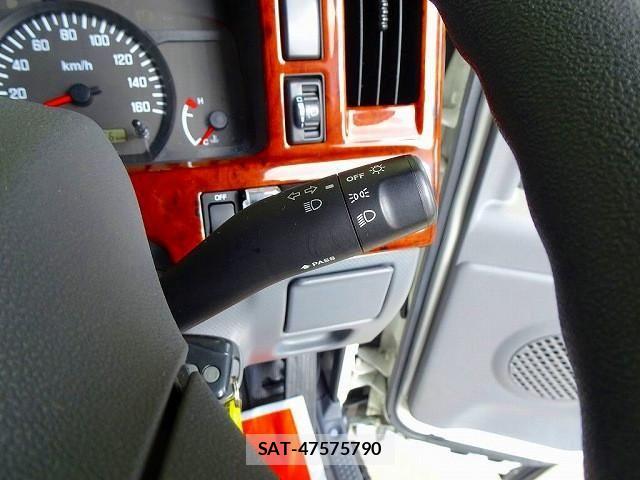 Isuzu ELF TRUCK 2016-06 1742664-17