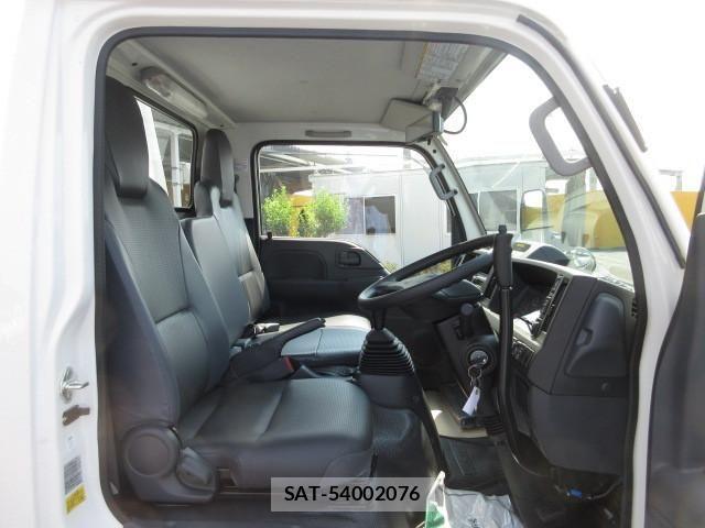 Isuzu ELF TRUCK 2025-05 1742596-18