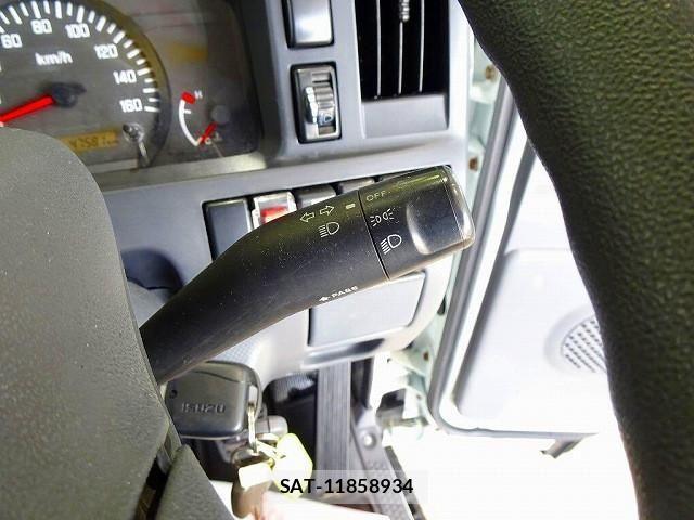 Isuzu ELF TRUCK 2018-11 1742687-16