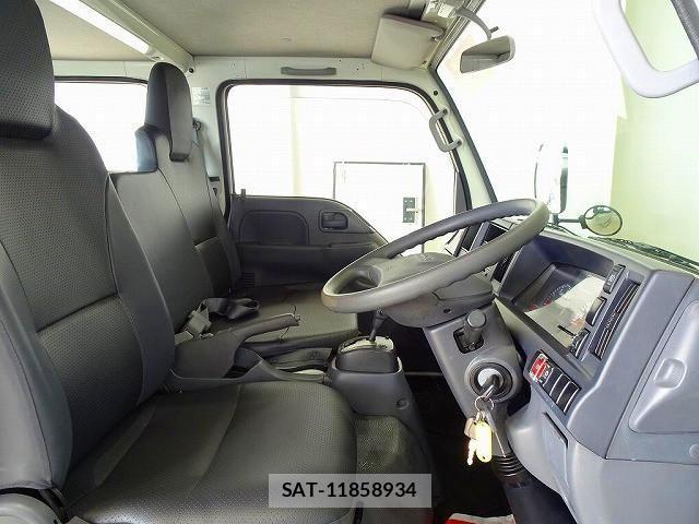 Isuzu ELF TRUCK 2018-11 1742687-5