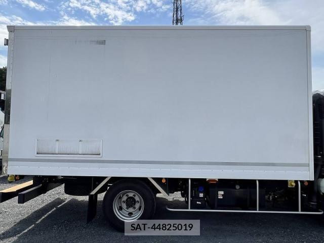 Isuzu ELF TRUCK 2019-05 1742760-9