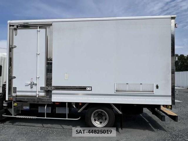 Isuzu ELF TRUCK 2019-05 1742760-10