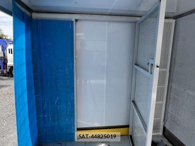 Isuzu ELF TRUCK 2019-05 1742760-17