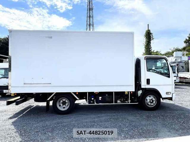 Isuzu ELF TRUCK 2019-05 1742760-5