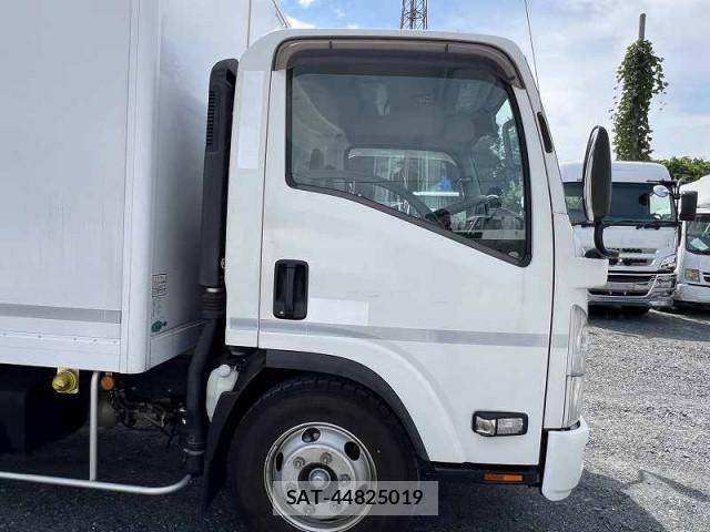 Isuzu ELF TRUCK 2019-05 1742760-8
