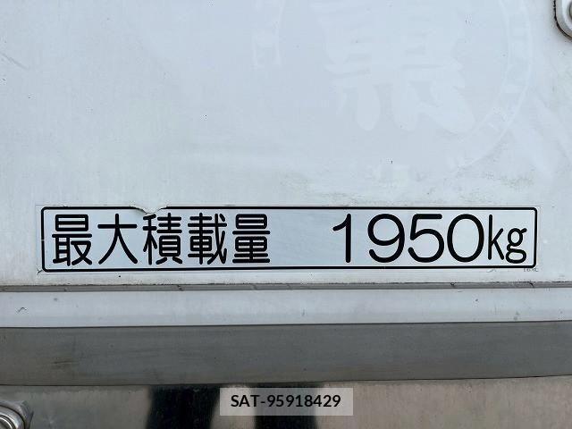 Isuzu ELF TRUCK 2016-10 1742670-17