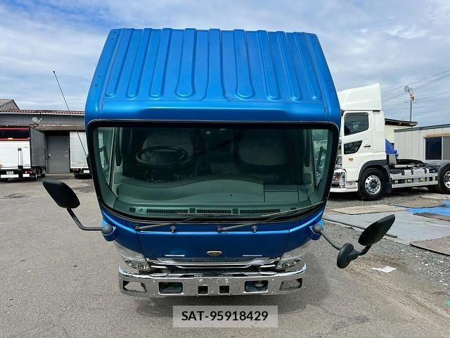 Isuzu ELF TRUCK 2016-10 1742670-2