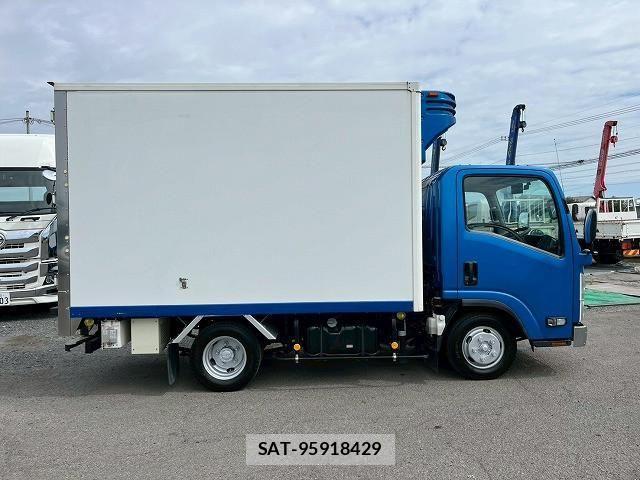 Isuzu ELF TRUCK 2016-10 1742670-4