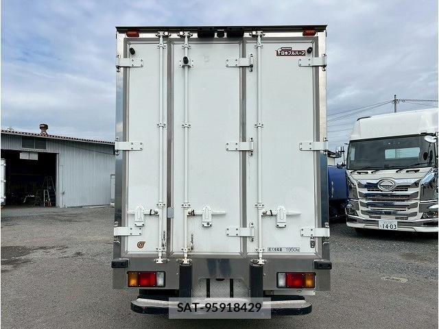 Isuzu ELF TRUCK 2016-10 1742670-6