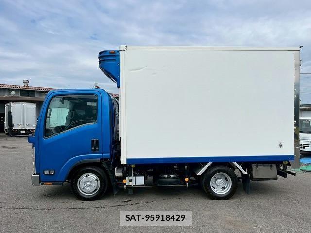 Isuzu ELF TRUCK 2016-10 1742670-8