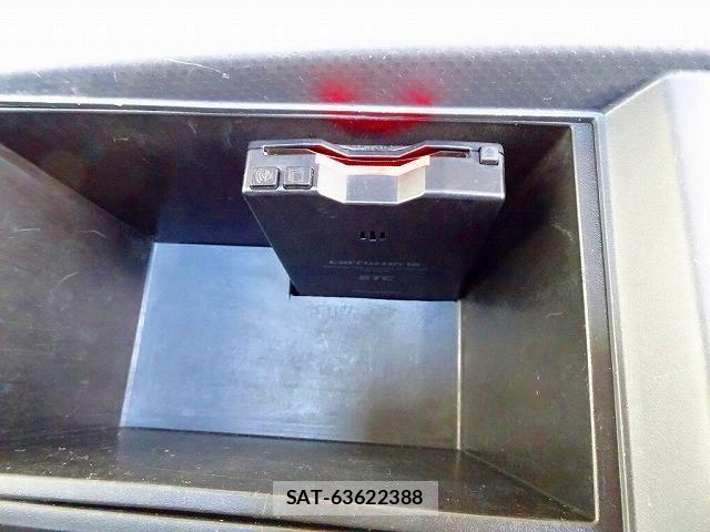 Isuzu ELF TRUCK 2018-10 1742736-11