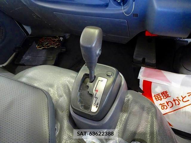 Isuzu ELF TRUCK 2018-10 1742736-12