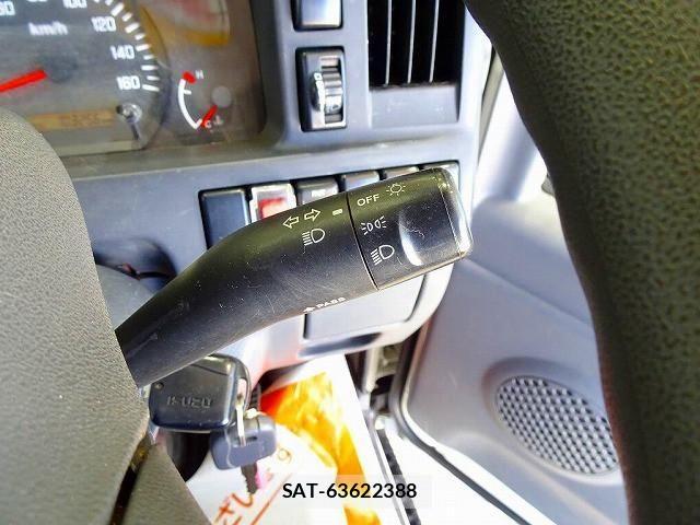 Isuzu ELF TRUCK 2018-10 1742736-16