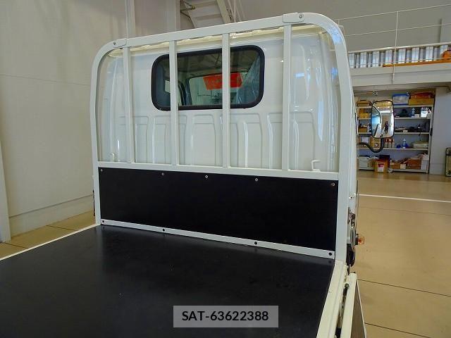 Isuzu ELF TRUCK 2018-10 1742736-20