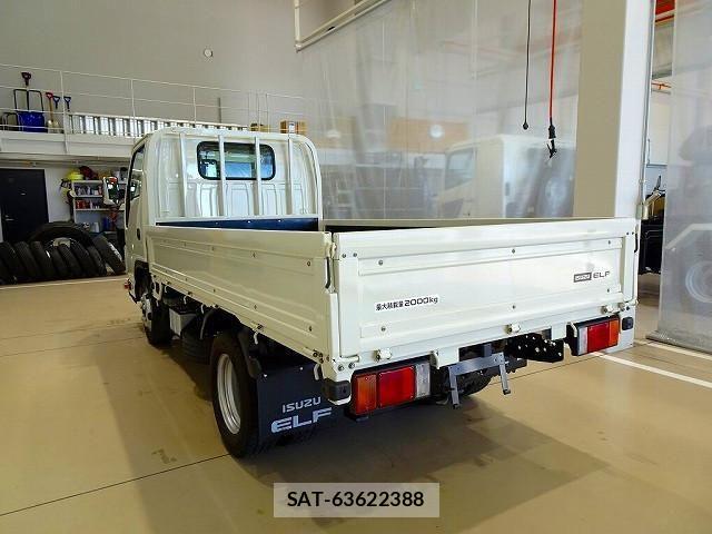 Isuzu ELF TRUCK 2018-10 1742736-3