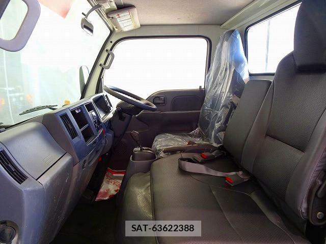 Isuzu ELF TRUCK 2018-10 1742736-7