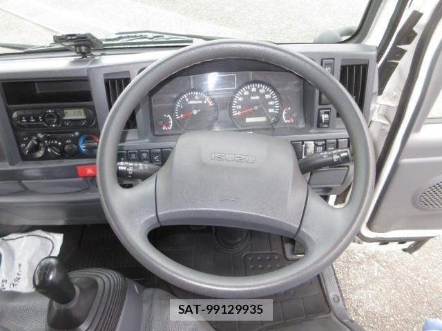 Isuzu ELF TRUCK 2018-05 1742651-13