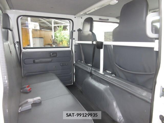 Isuzu ELF TRUCK 2018-05 1742651-21