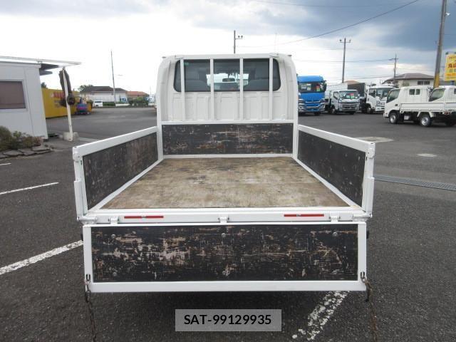Isuzu ELF TRUCK 2018-05 1742651-7