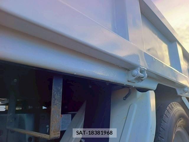 Isuzu ELF TRUCK 2018-09 1742685-13
