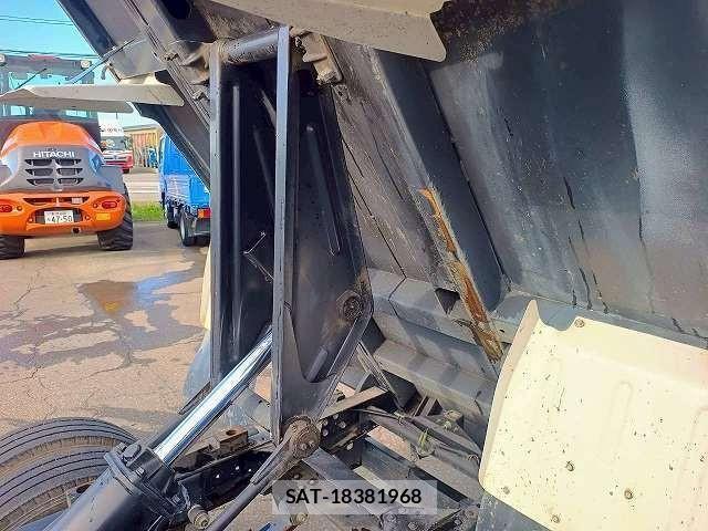 Isuzu ELF TRUCK 2018-09 1742685-18