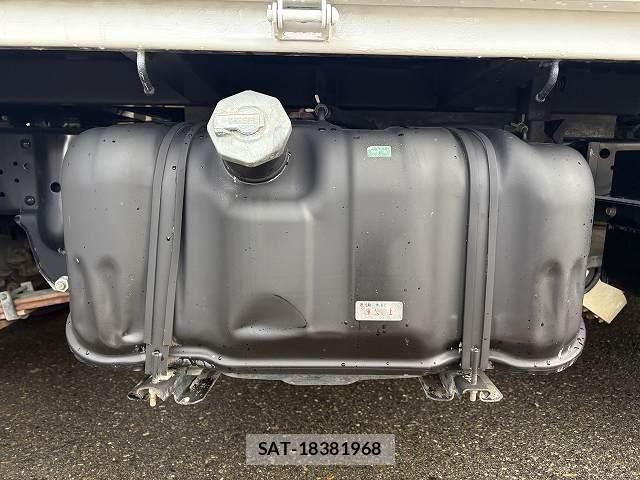 Isuzu ELF TRUCK 2018-09 1742685-21