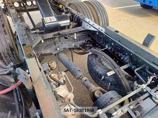 Isuzu ELF TRUCK 2018-09 1742685-24