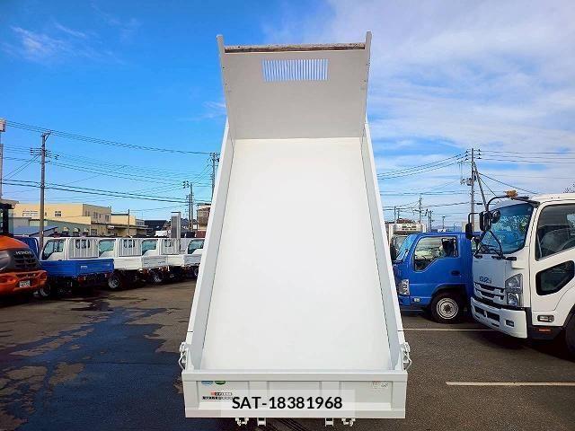 Isuzu ELF TRUCK 2018-09 1742685-4