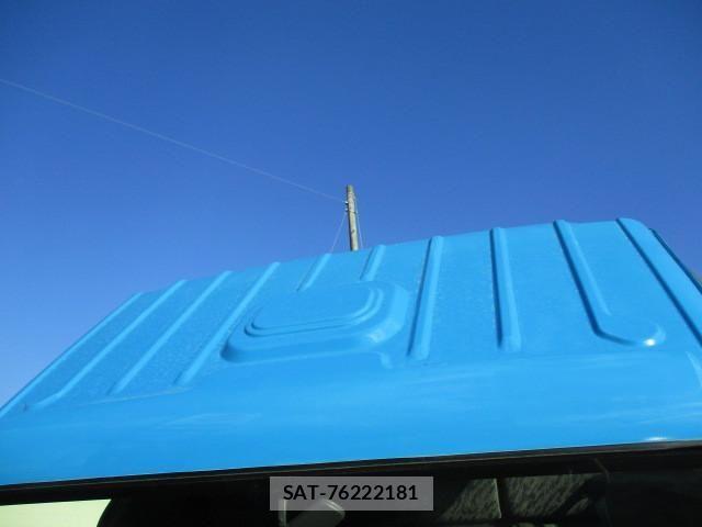 Isuzu ELF TRUCK 2004-01 1742729-24