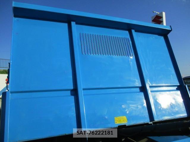 Isuzu ELF TRUCK 2004-01 1742729-4