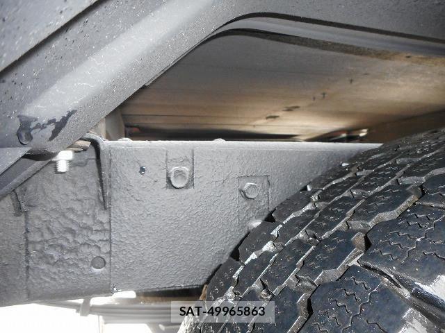 Isuzu ELF TRUCK 2011-12 1742792-24