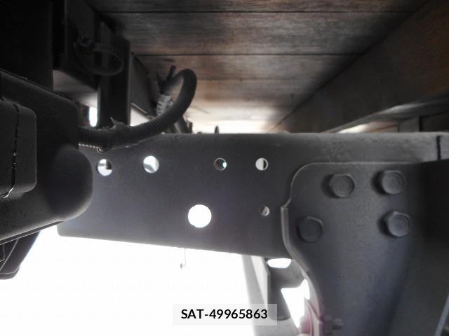 Isuzu ELF TRUCK 2011-12 1742792-26