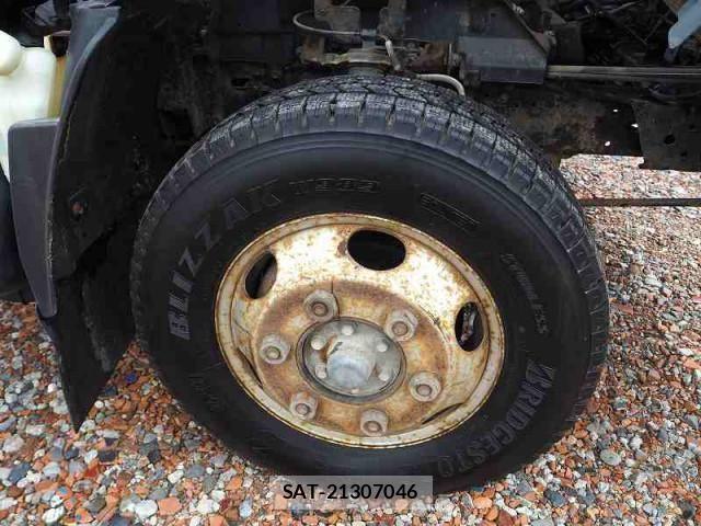 Isuzu ELF TRUCK 2010-12 1742726-23