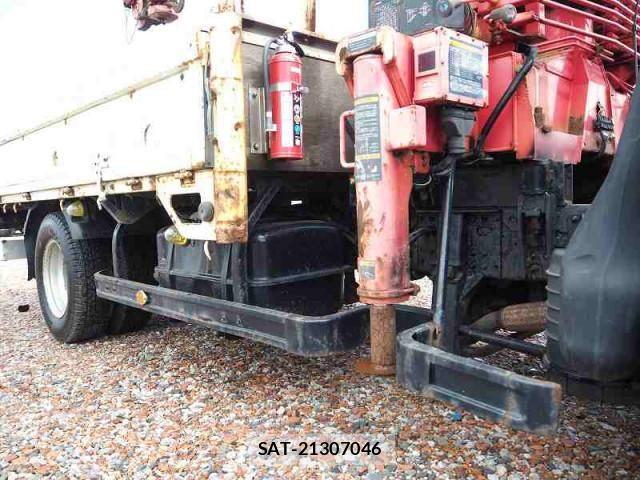 Isuzu ELF TRUCK 2010-12 1742726-24