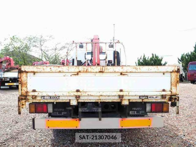 Isuzu ELF TRUCK 2010-12 1742726-3