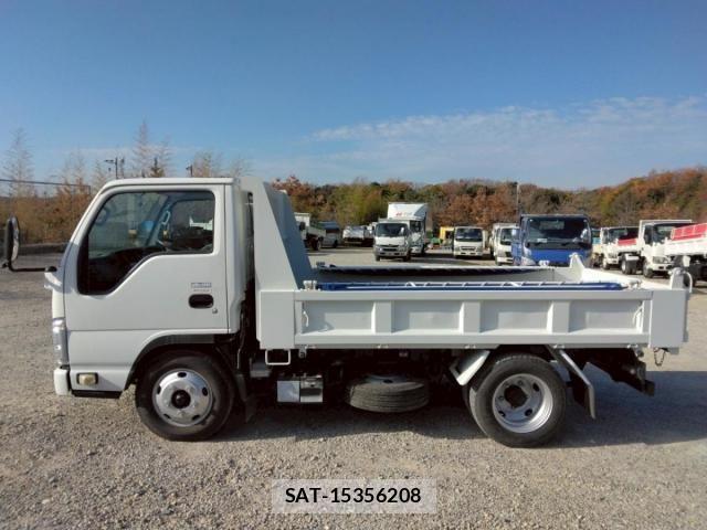 Isuzu ELF TRUCK 2017-08 1824208-3