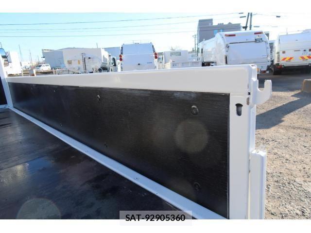 Isuzu ELF TRUCK 2013-09 1824228-10