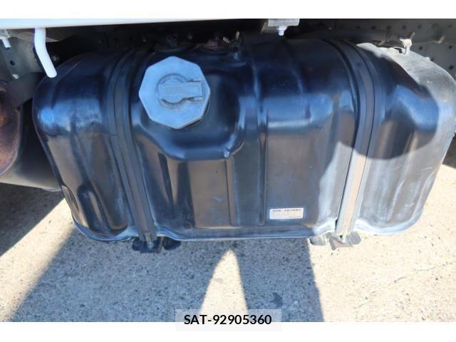 Isuzu ELF TRUCK 2013-09 1824228-22