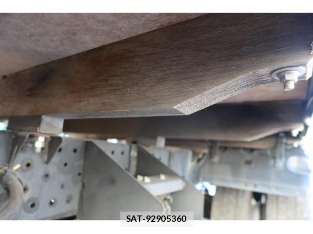 Isuzu ELF TRUCK 2013-09 1824228-27