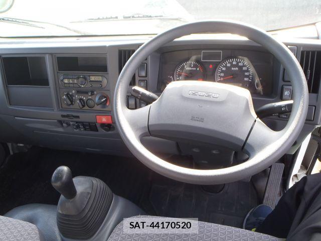 Isuzu ELF TRUCK 2017-12 1824211-1