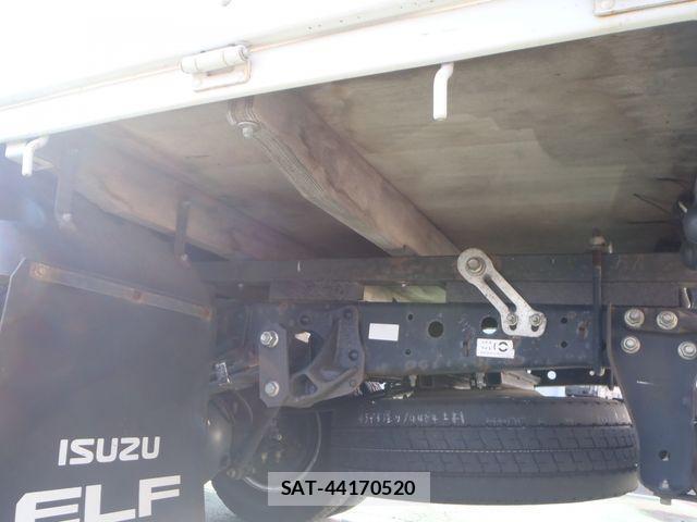 Isuzu ELF TRUCK 2017-12 1824211-23