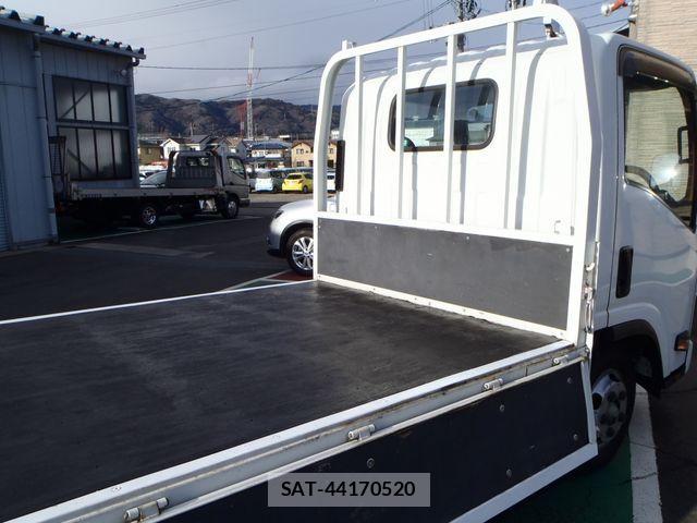 Isuzu ELF TRUCK 2017-12 1824211-26