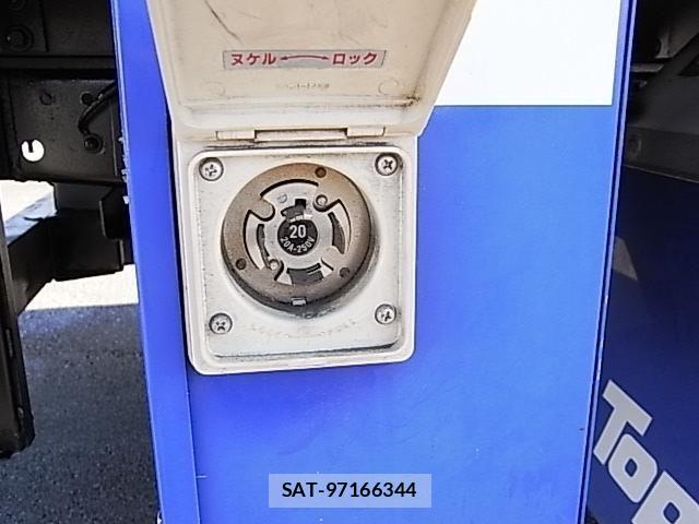 Isuzu ELF TRUCK 2015-12 1824209-9