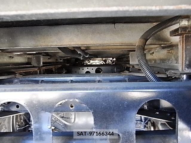Isuzu ELF TRUCK 2015-12 1824209-12