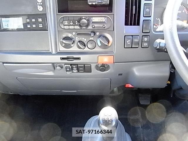 Isuzu ELF TRUCK 2015-12 1824209-19